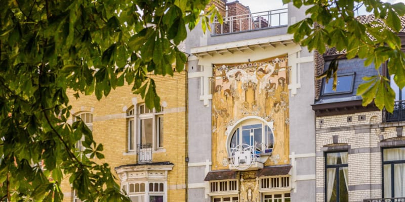 Buildning in Brussels with Art Nouveau style
