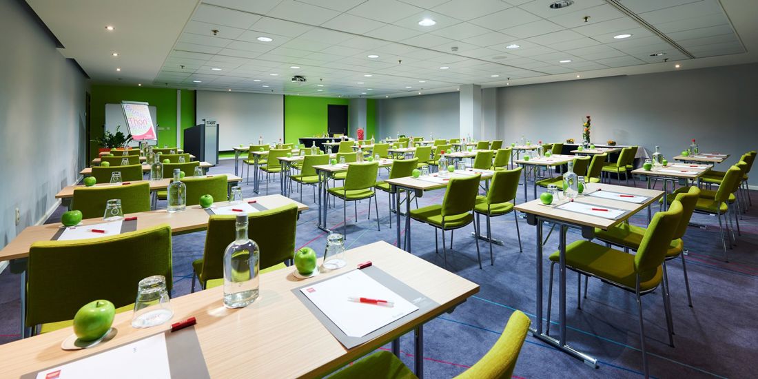 Conferentiezaal met ruimte voor 90 personen