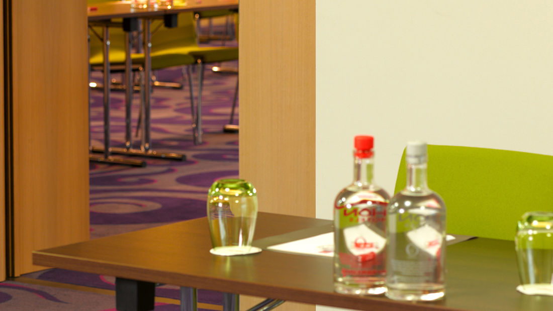 Conference room to seat 70