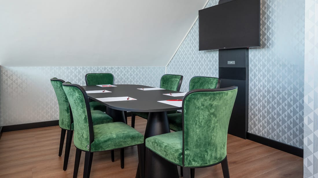 Mødelokale i deluxe suite på Thon Hotel Ålesund