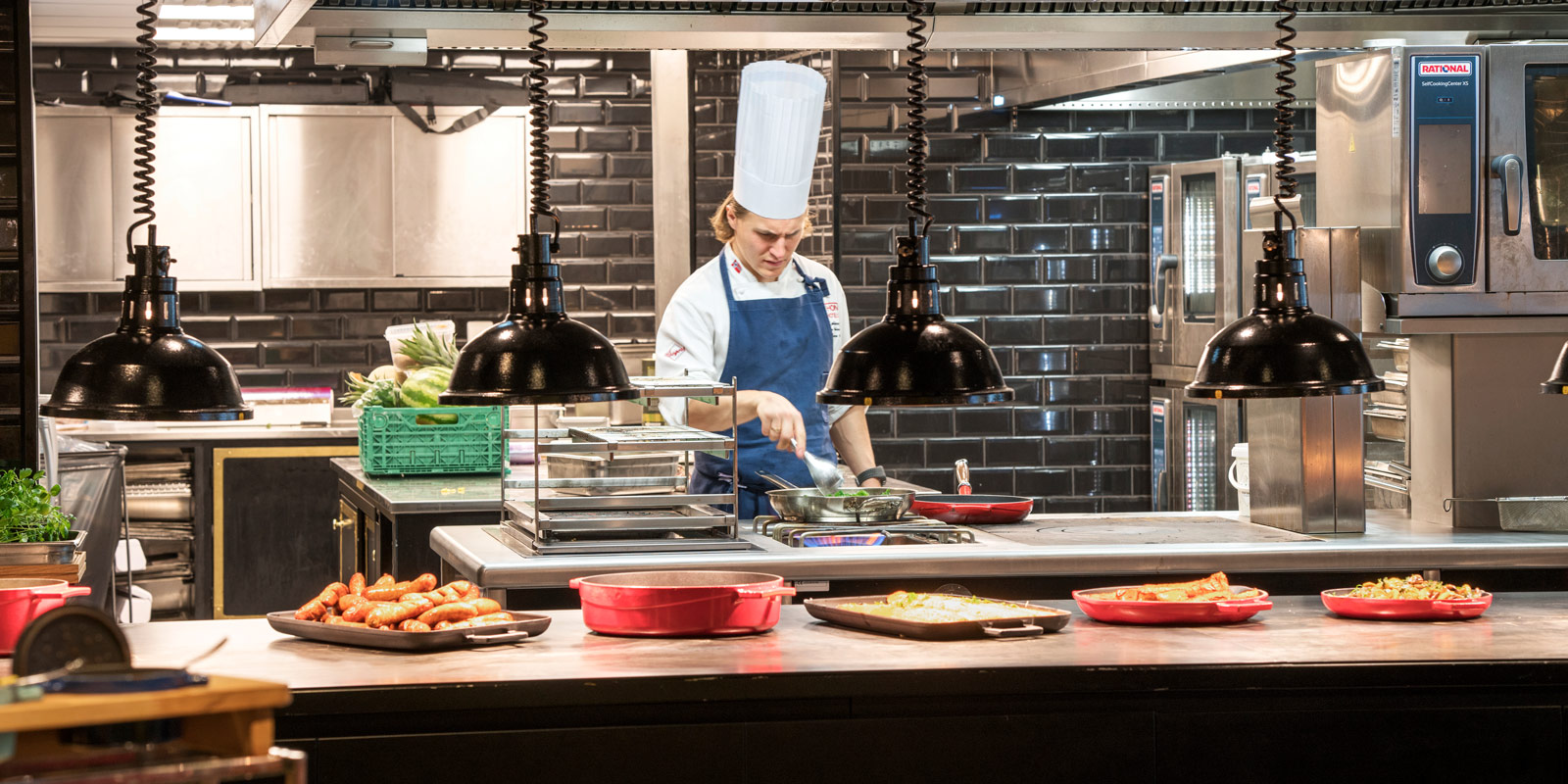 Kjøkken  på Thon Hotel Bergen Airport ved Bergen Lufthavn, Flesland.