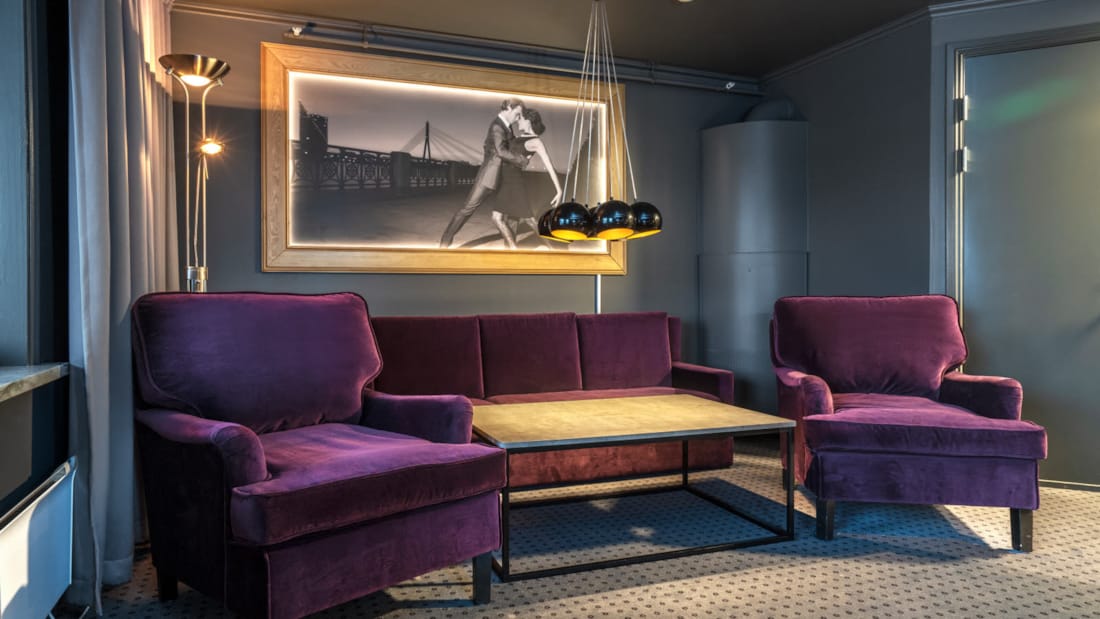 Thon Hotel Skagen sofa group in Suite