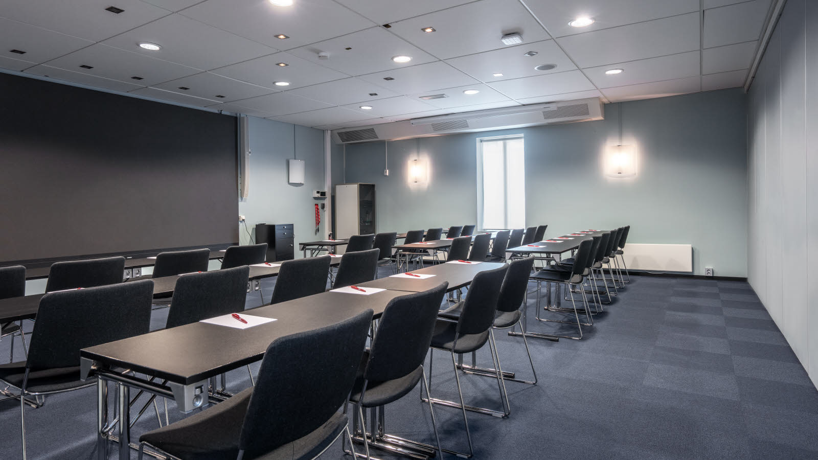 Conferentiezaal met ruimte voor 70 personen