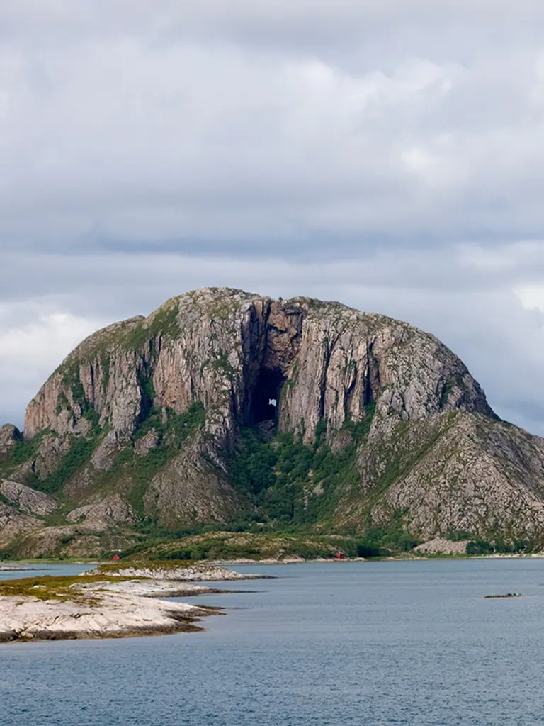 Torghatten