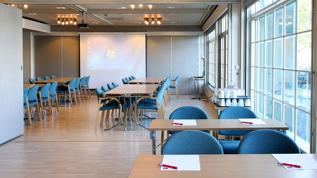 Konferanselokale med plass til 100 personer