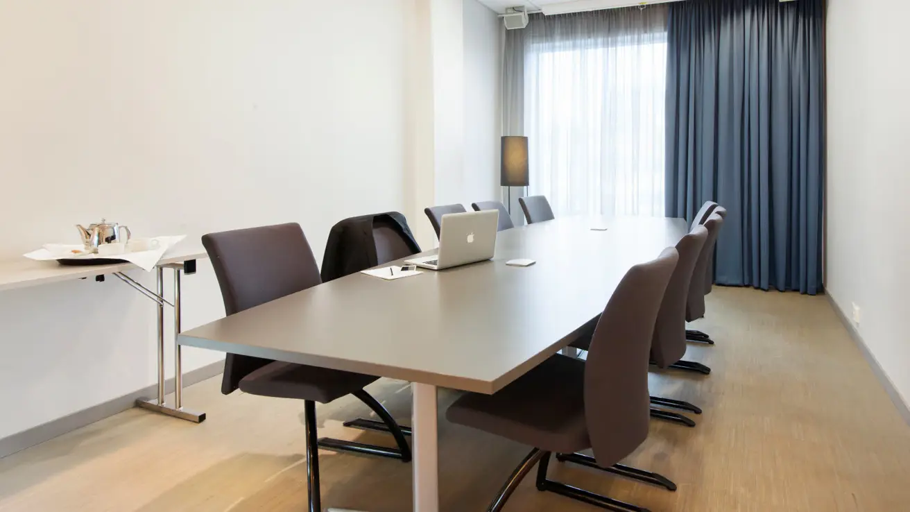 Møterom med styre-bord soppsett på Elgstua Hotell