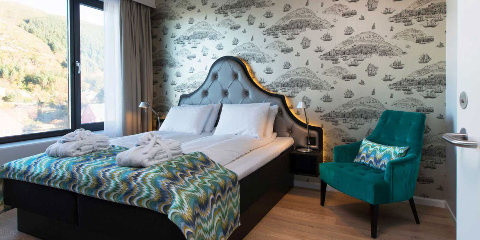 suite sitteområde med utsikt