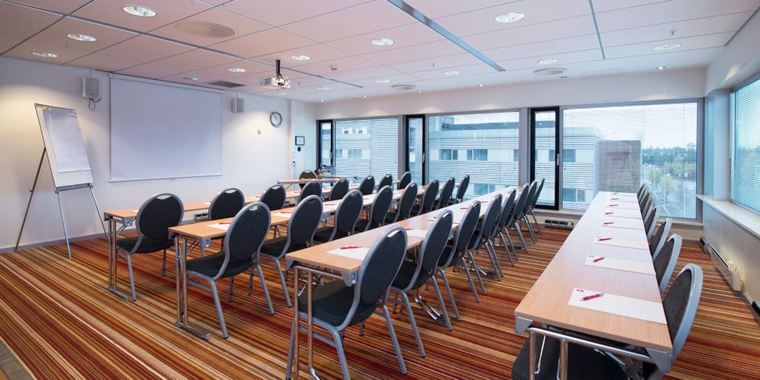 Conference room to seat 35