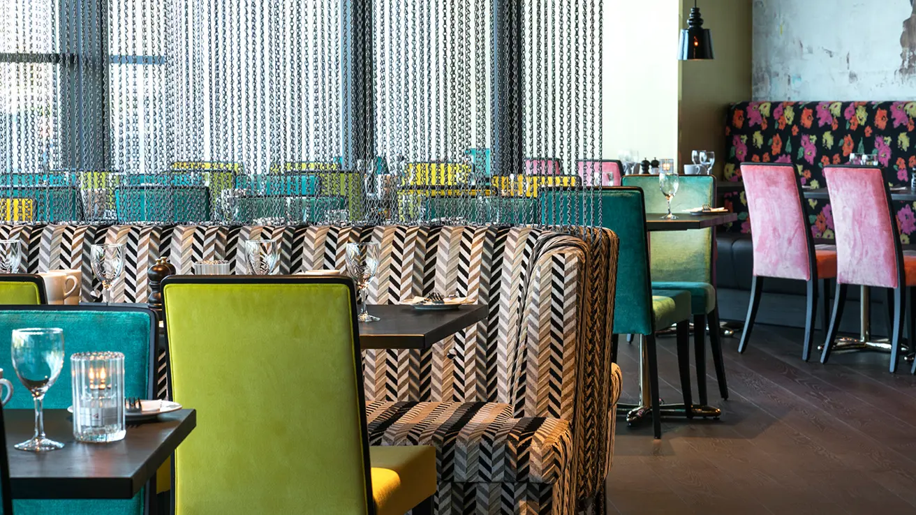 Thon Hotel Oslo Airport Brasserie Bassit