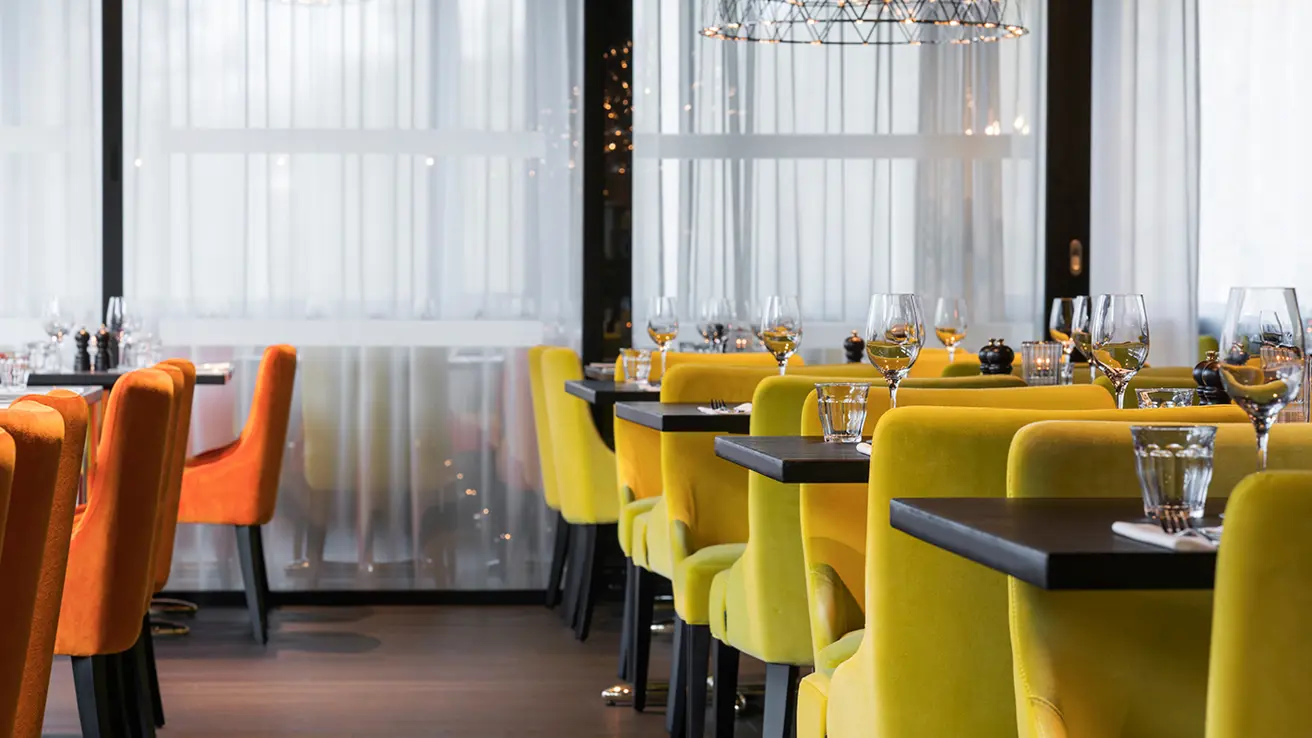 Thon Hotel Oslo Airport Brasserie Bassit