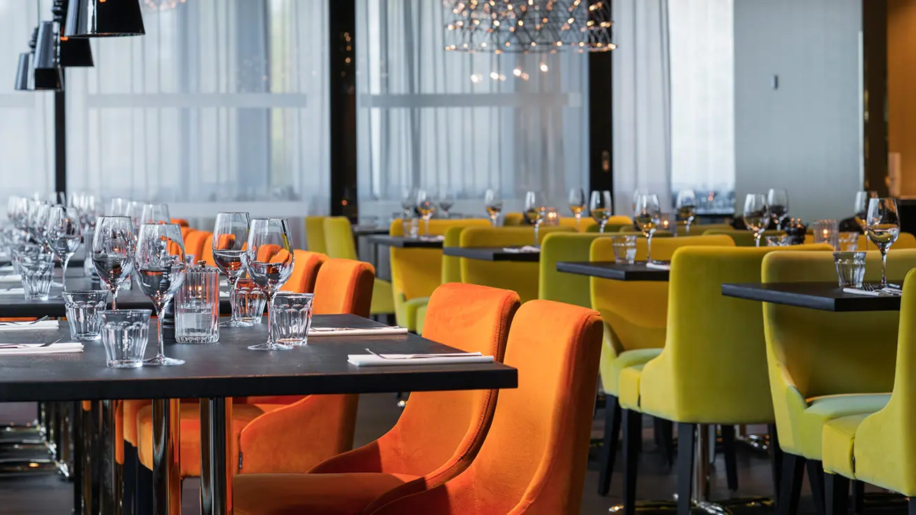Thon Hotel Oslo Airport Brasserie Bassit