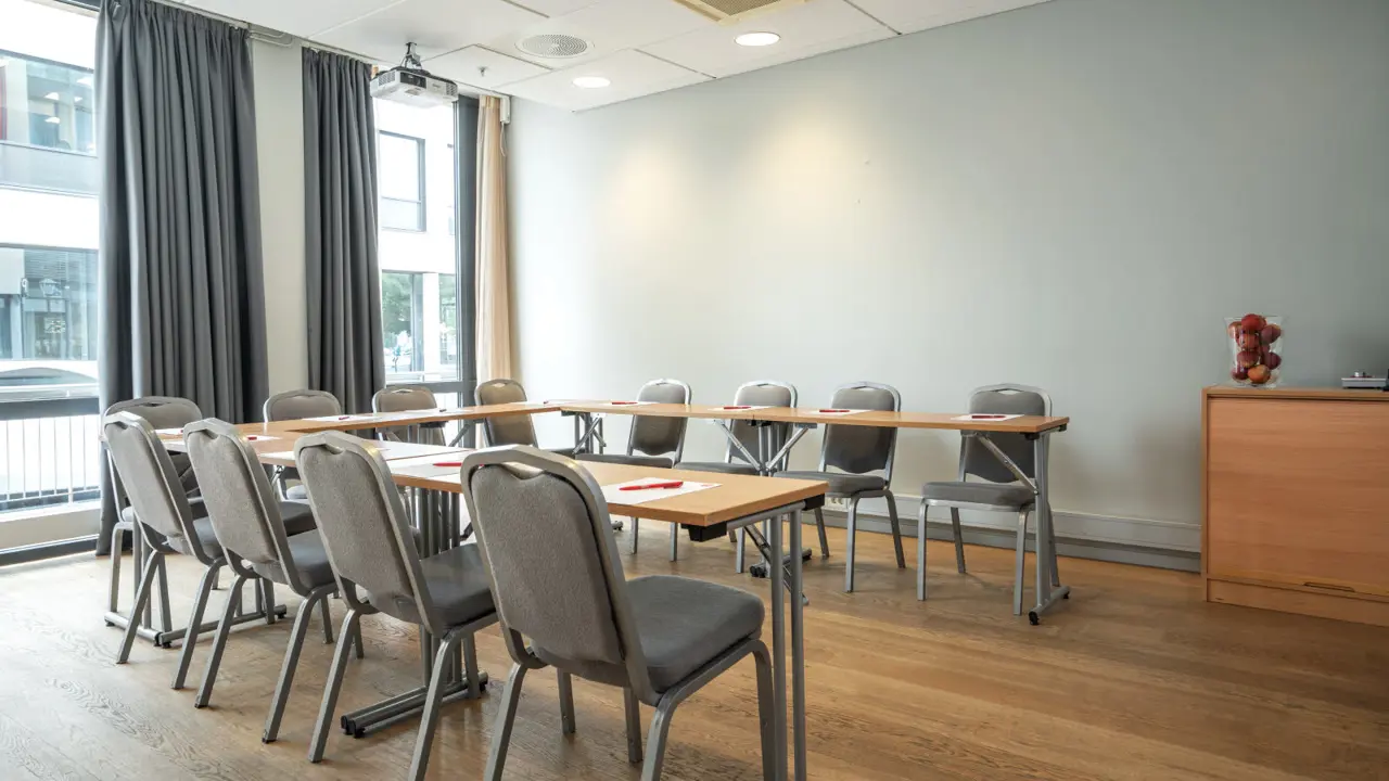 Meeting room with U-shaped layout at Thon Hotel Halden.