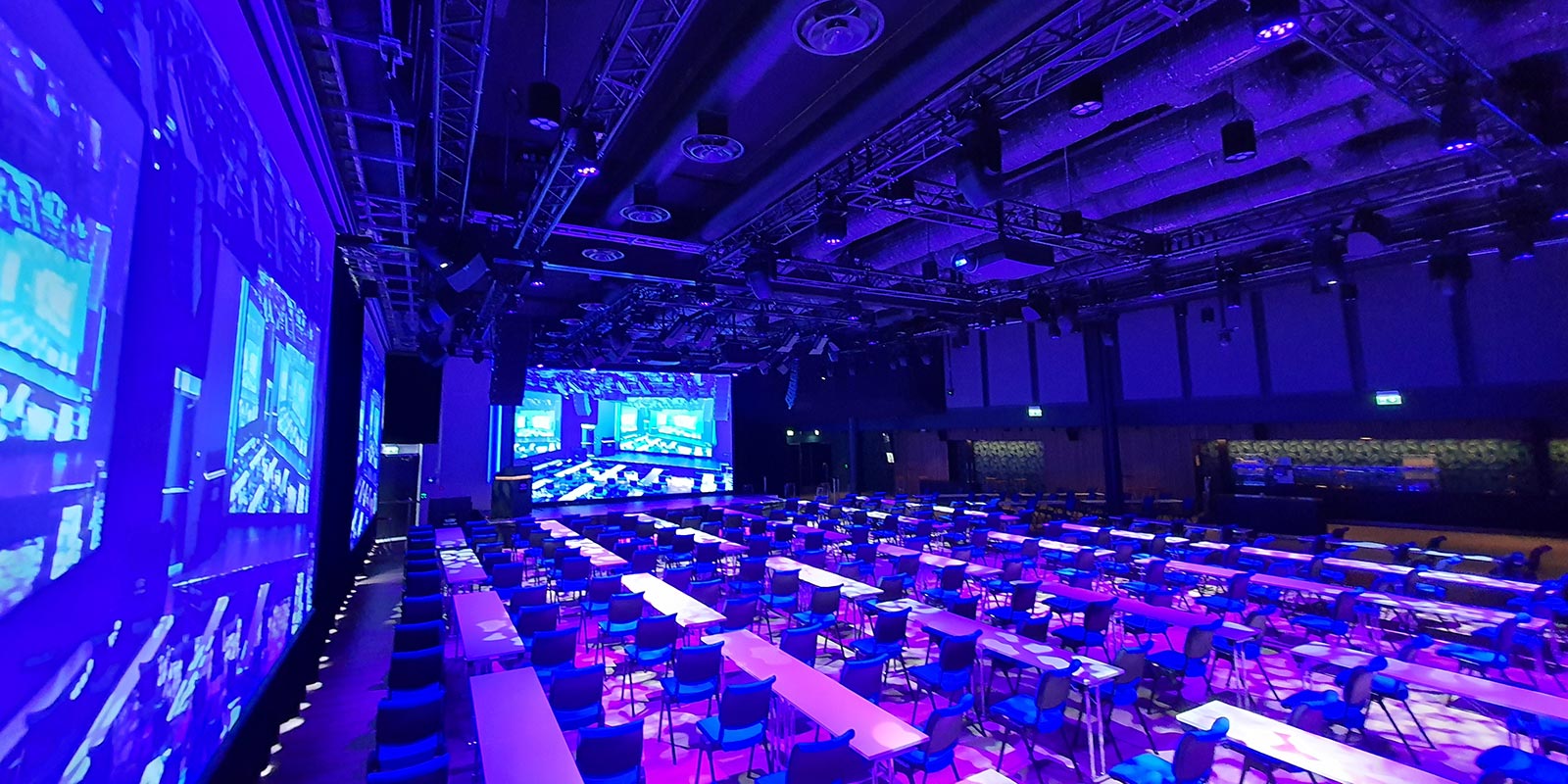 Lyssetting på konferansesalen til Thon Hotel Harstad