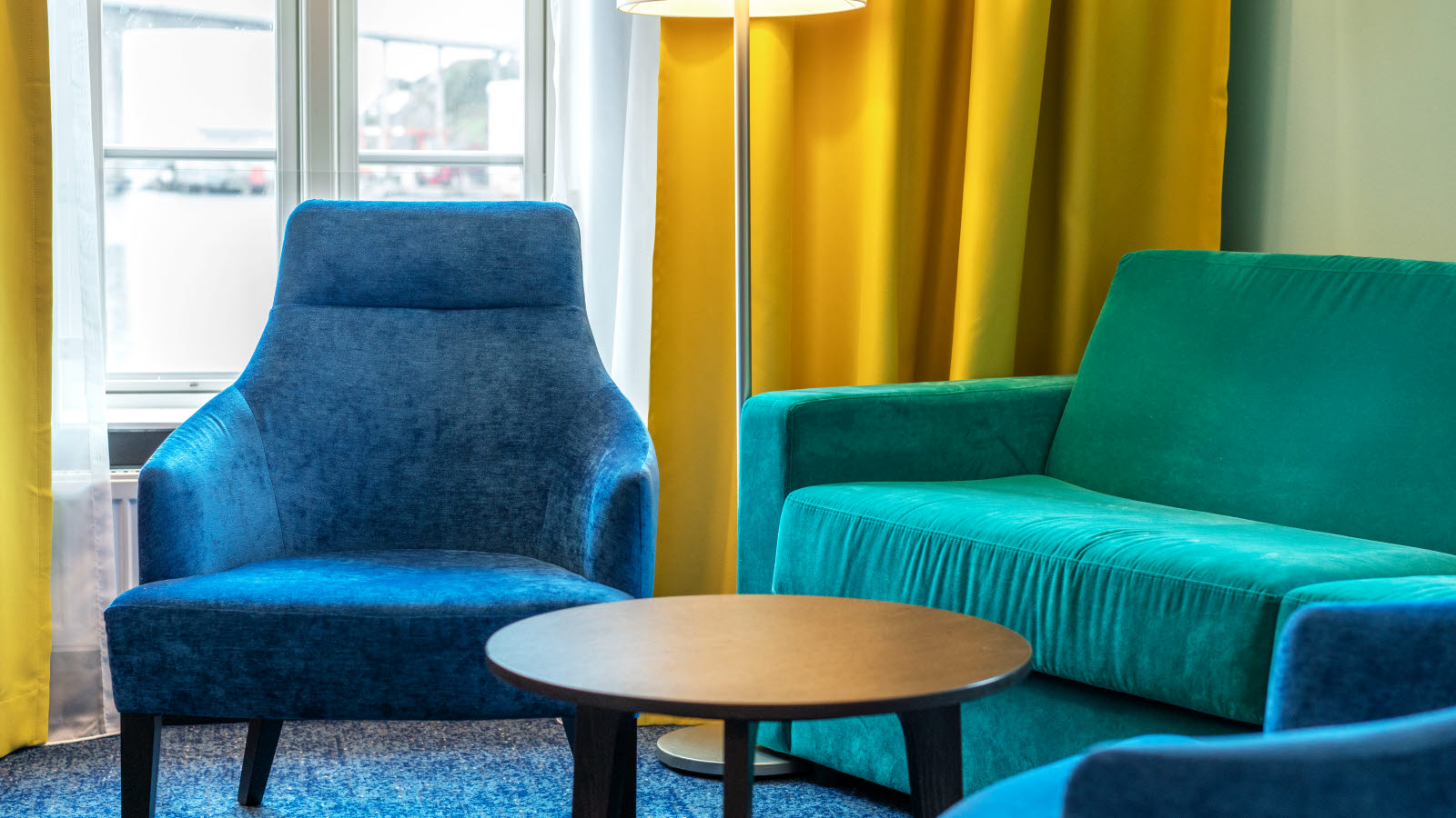 Thon Hotel Kristiansund siddeplads ved vindue