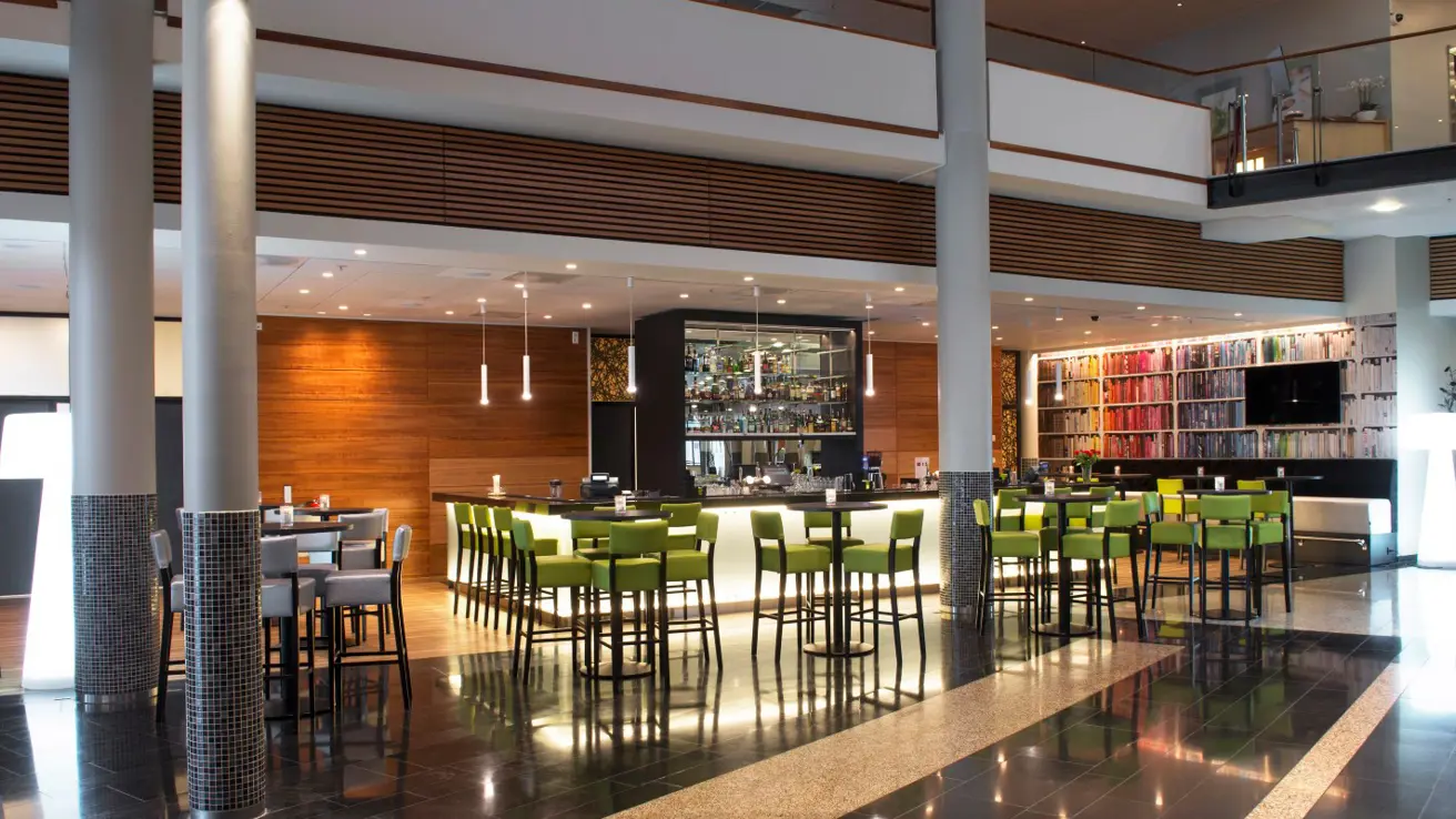 bar