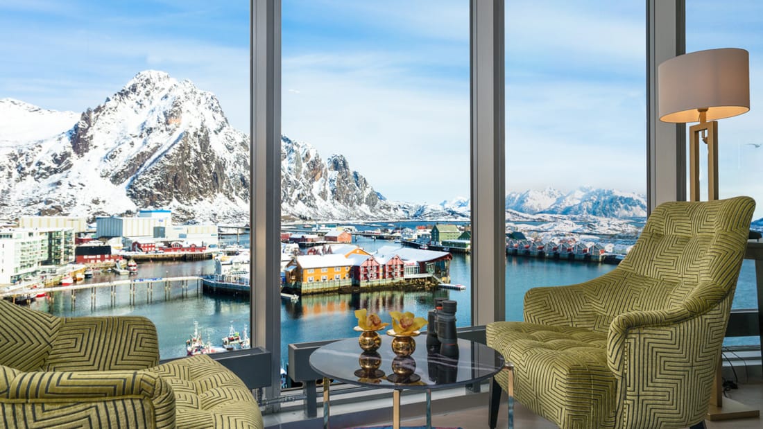 business panorama room med utsikt mot fjellene vinter