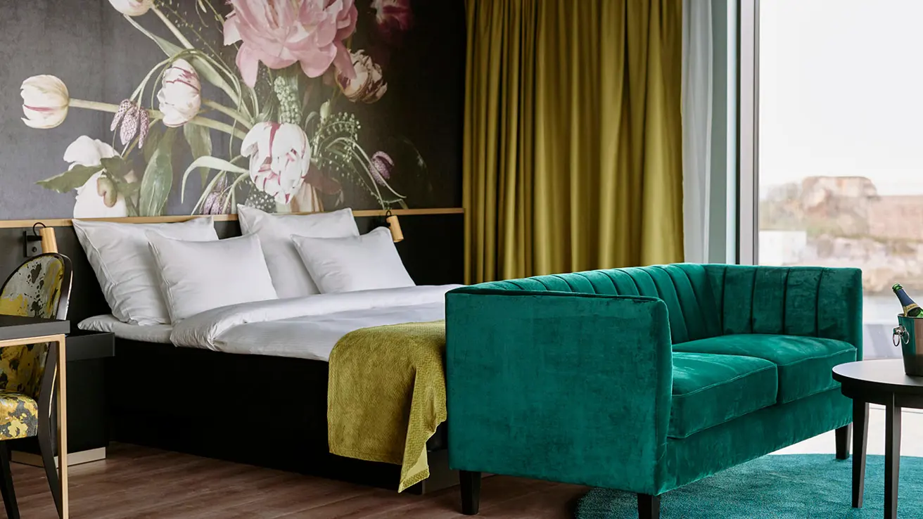 seng på suite på thon hotel svolvær