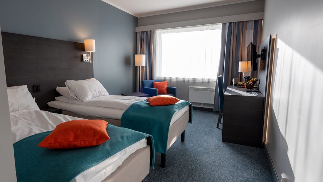 2 senge i standard twin-værelse på Hotel Måløy