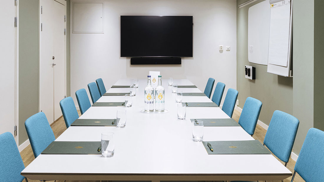 6 kleinere Besprechungsräume mit Platz für 6-18 Personen