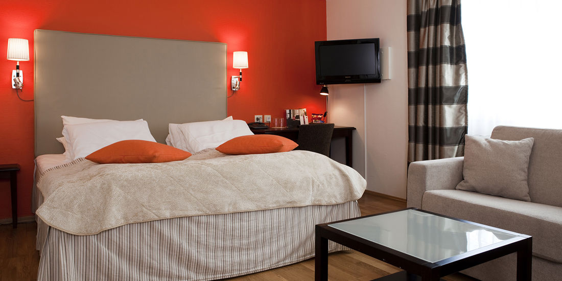 The bed in a Family room at Thon Hotel Linne in Oslo