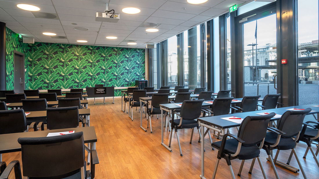 Conference room to seat 40