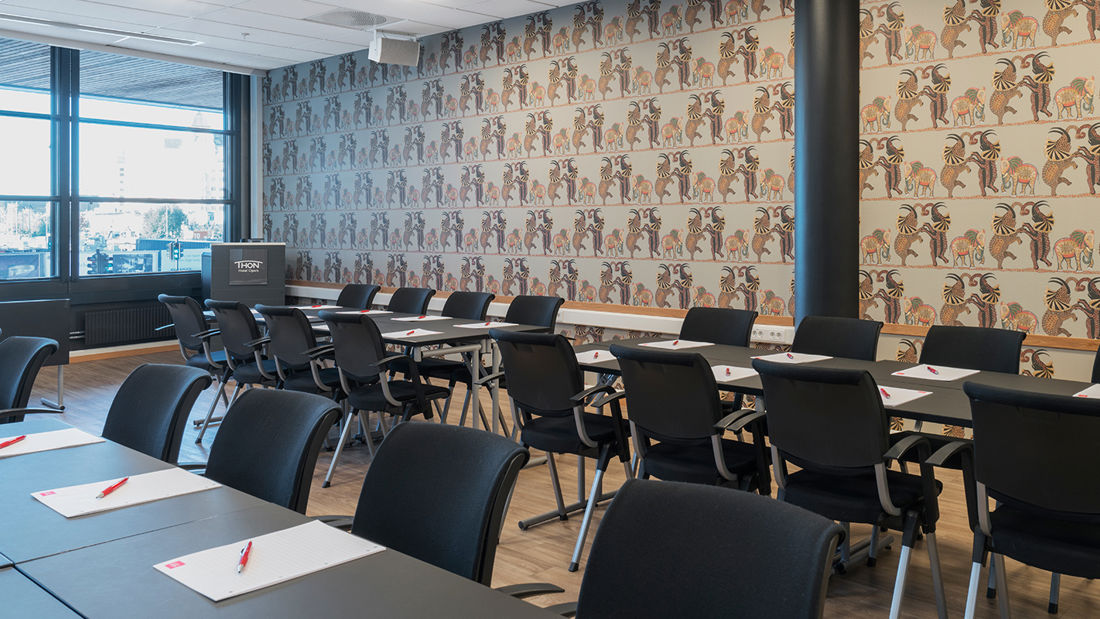 Conference room to seat 70