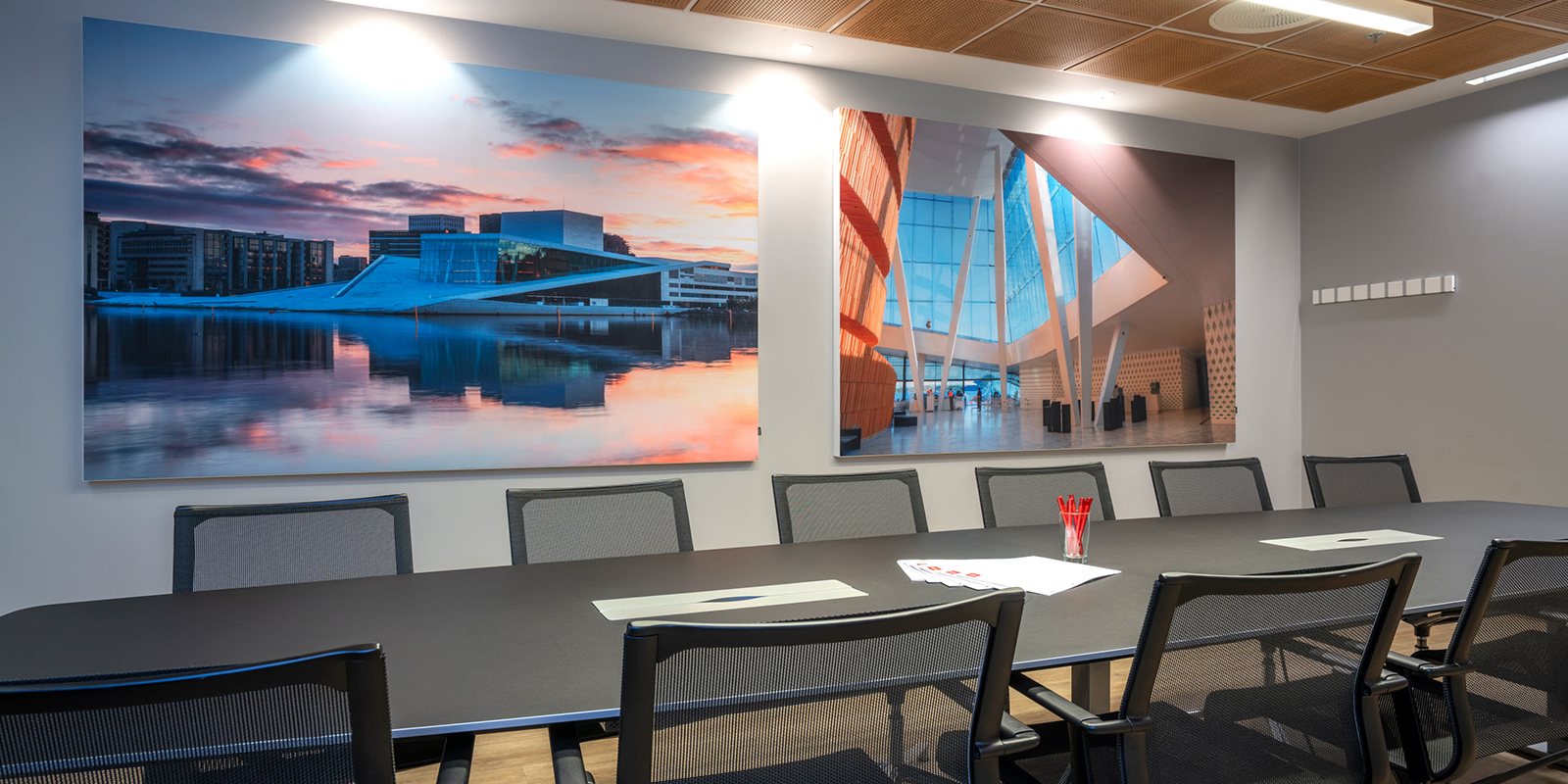 konferencelokale leonore i hovedbordsopsætning