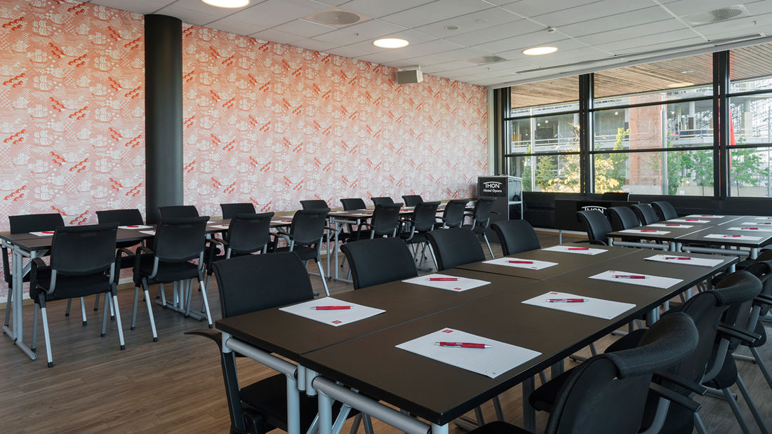 Conference room to seat 35