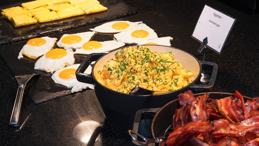 Detail of scrambled eggs from the breakfast buffet