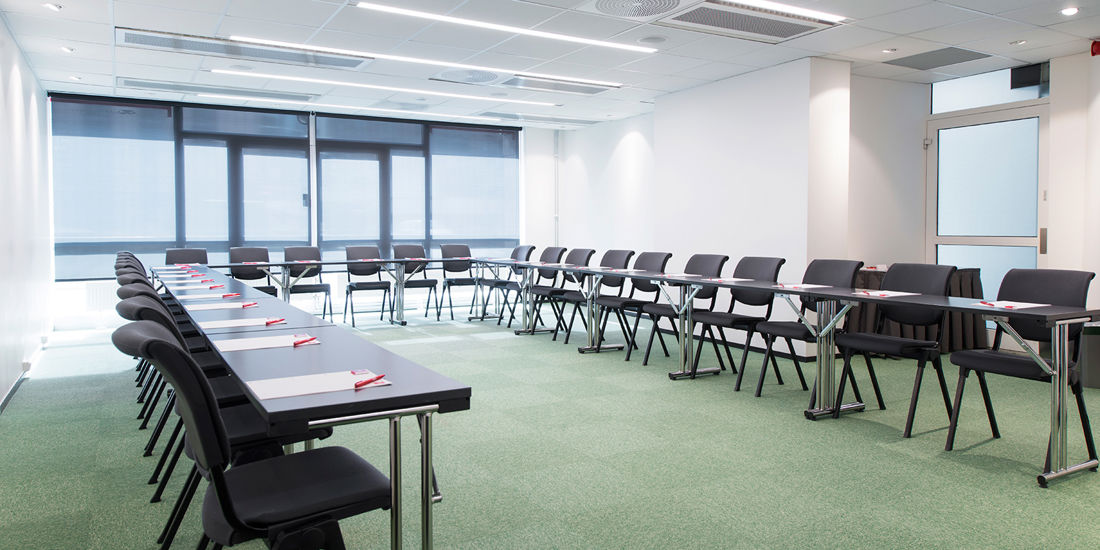 Conferentiezaal met ruimte voor 50 personen