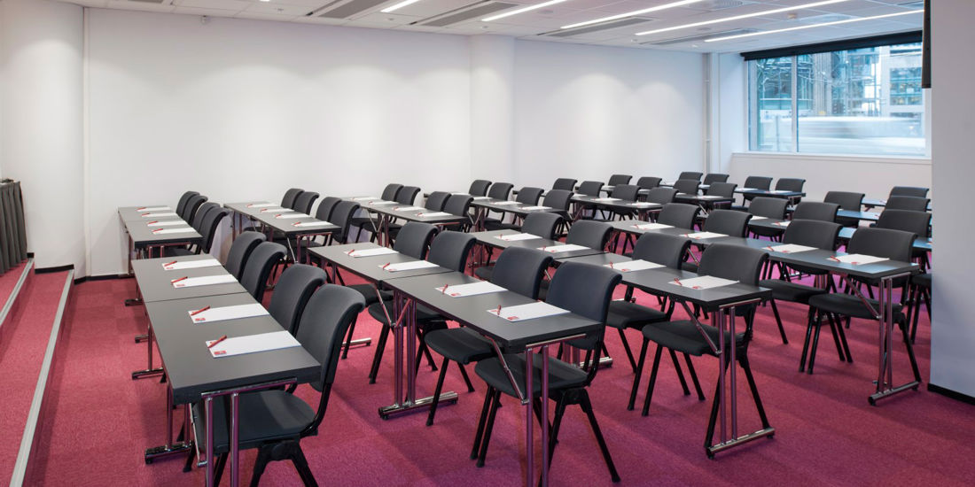 Conferentiezaal met ruimte voor 95 personen