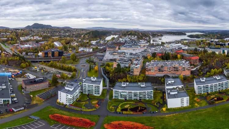 Overzichtsfoto van Sandvika, bovenaanzicht.