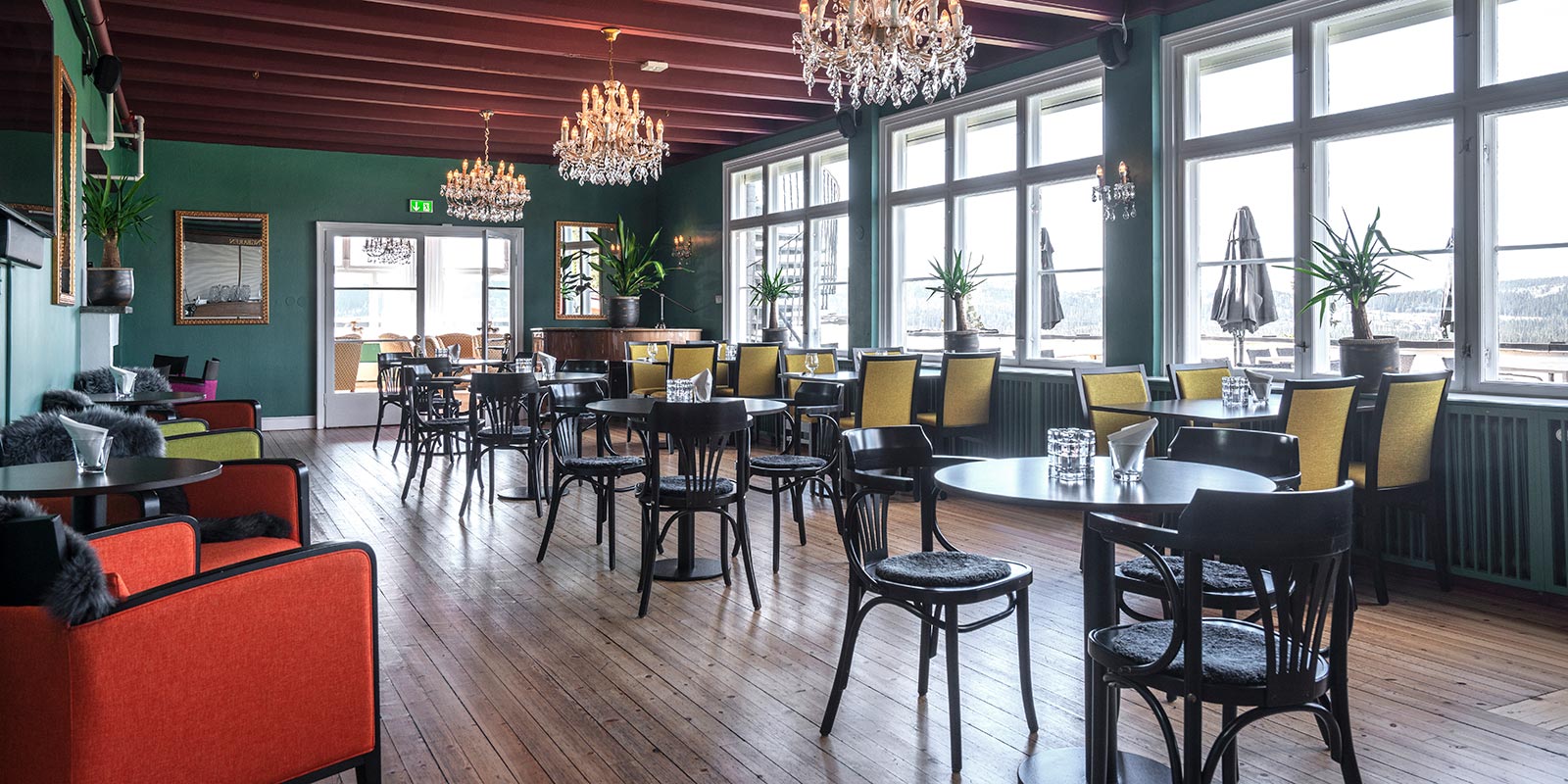 Siddepladser i salonen på Thon Hotel Skeikampen