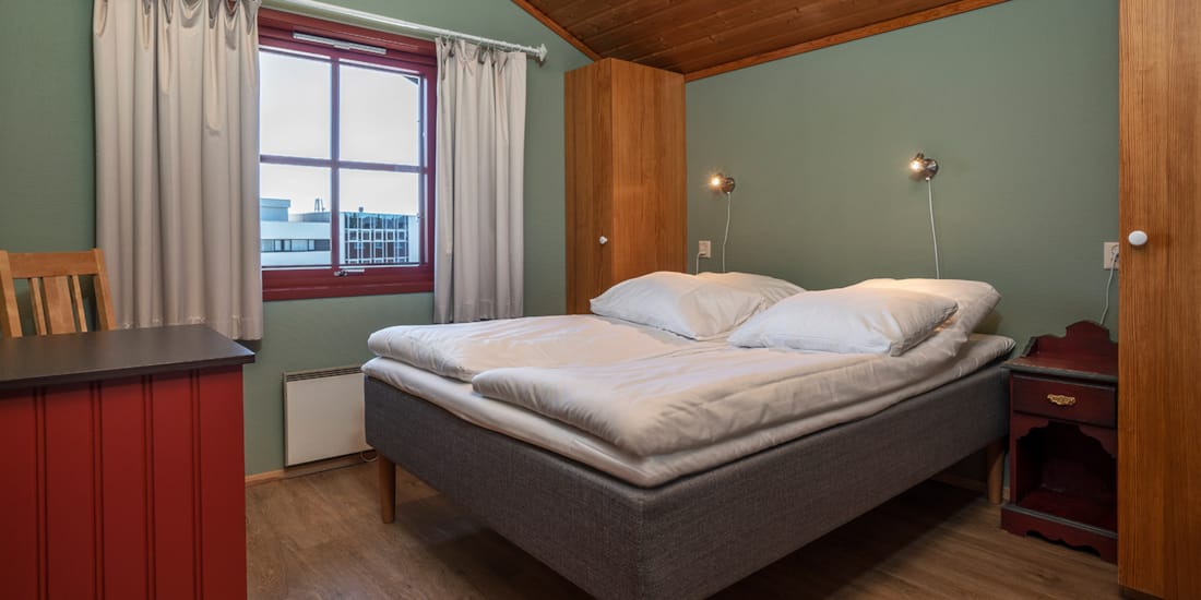 Apartment im Thon Hotel Skeikampen: Bett in großem Schlafzimmer