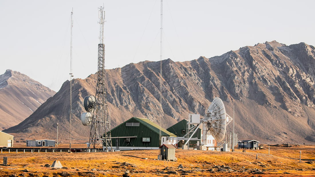 Basecamp Spitsbergen isfjord radio utomhus