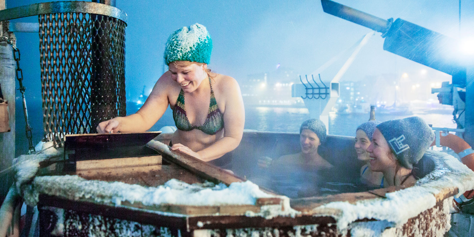 Woman bathing at Vulkana