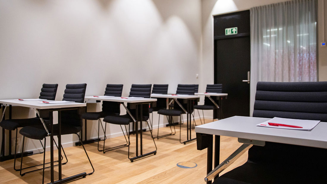 Conference room to seat 60