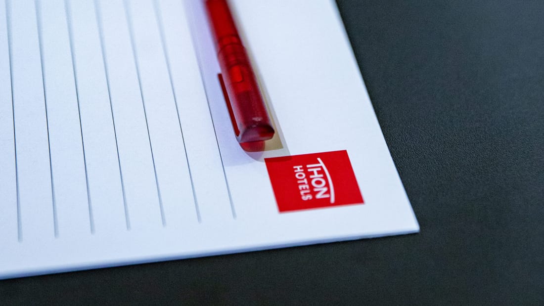 Detail image of pen and notepad