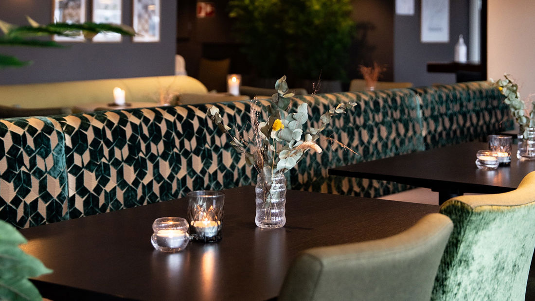 Function room with capacity for 80 guests