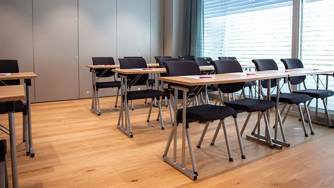 Conference room to seat 60