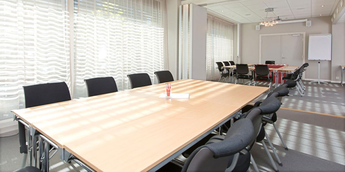 Conference room to seat 60