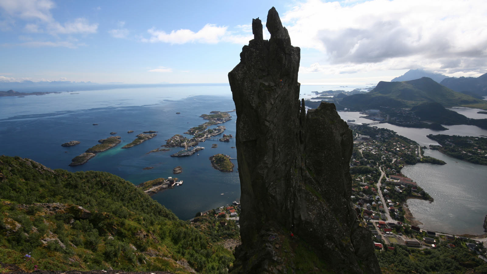 Side view of Svolværgeita with views of Svolvær.