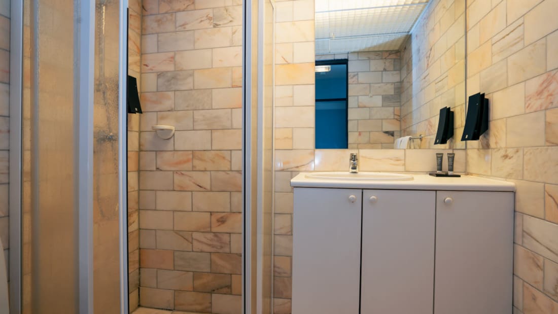 Salle de bains d’une chambre simple standard de Thon Hotel Linne Apartments