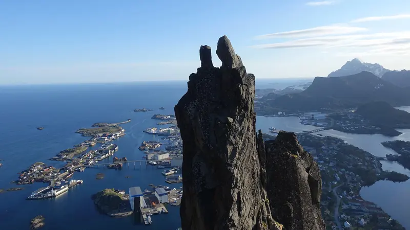 Toppen av Svolværgeita i Svolvær i Lofoten