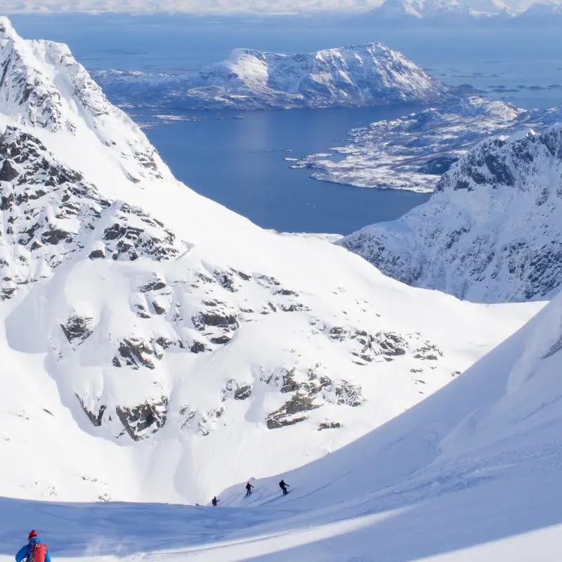 Geirfaljen skibakke i Lofoten.