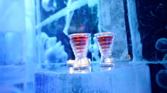 Detailed picture of the ice bar in Bergen
