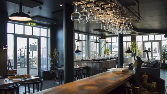 Innsiden av restauranten Baltzer