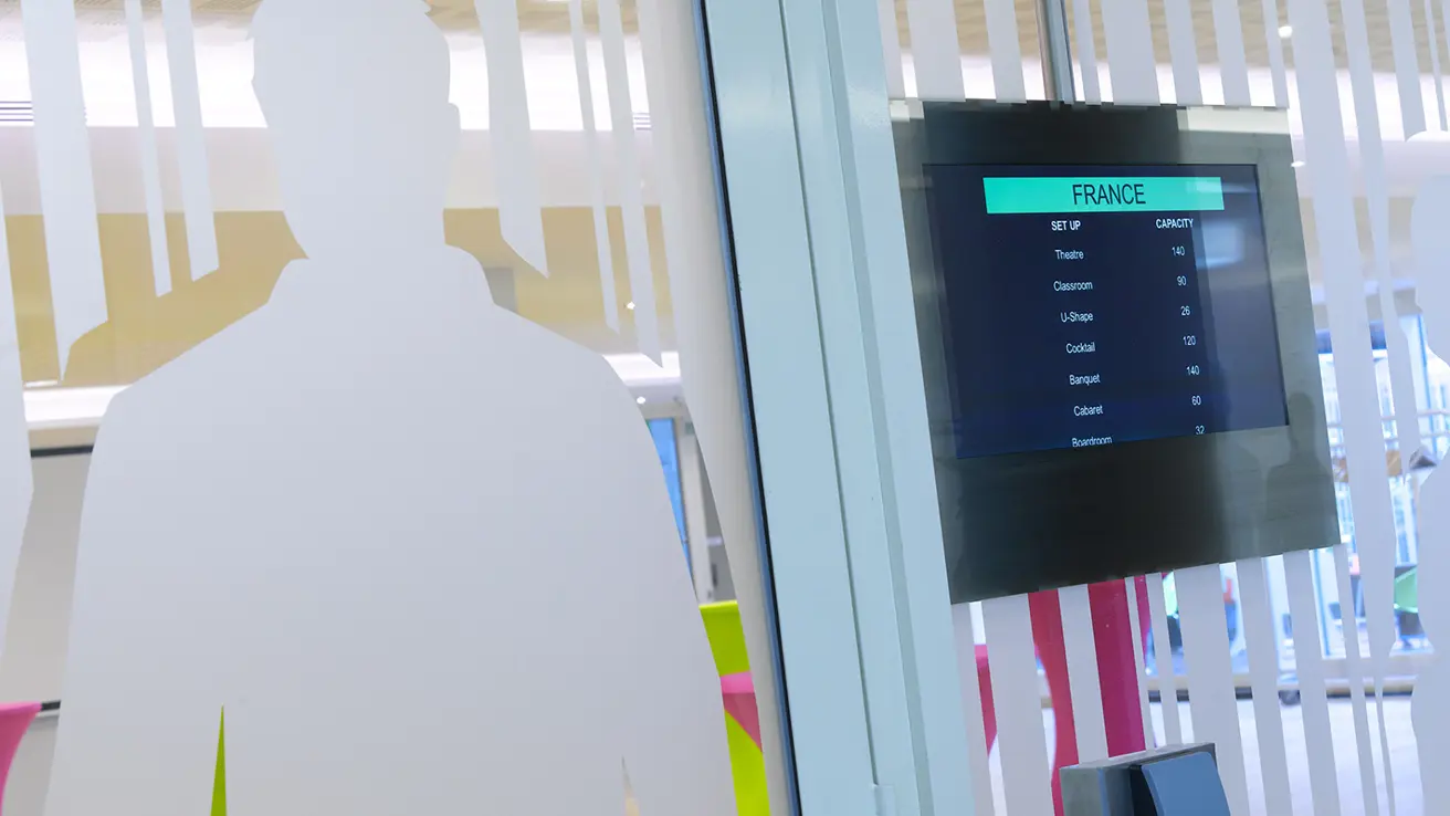 Indgang til konferencelokale France på Thon Hotel EU