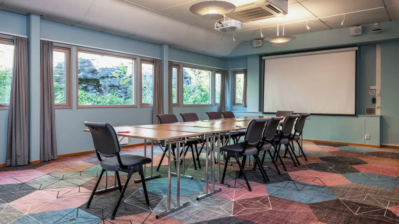 konferansesal 3 med U-bord oppsett