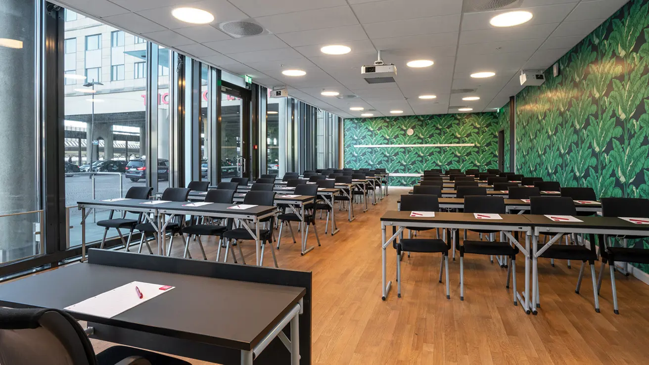 konferanserom la boheme i klasseromoppsett